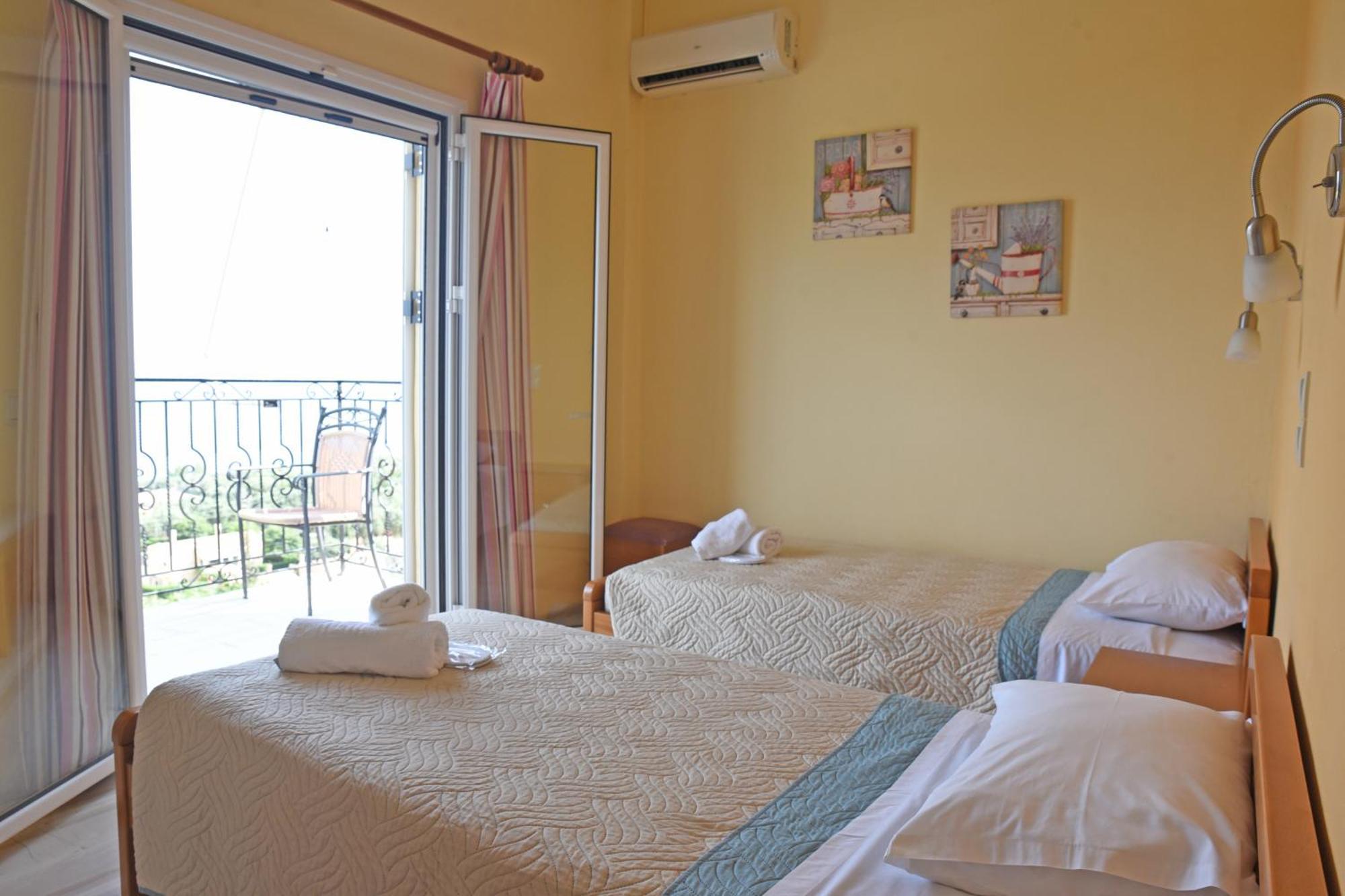 Butterfly Barbati Apartments Ngoại thất bức ảnh