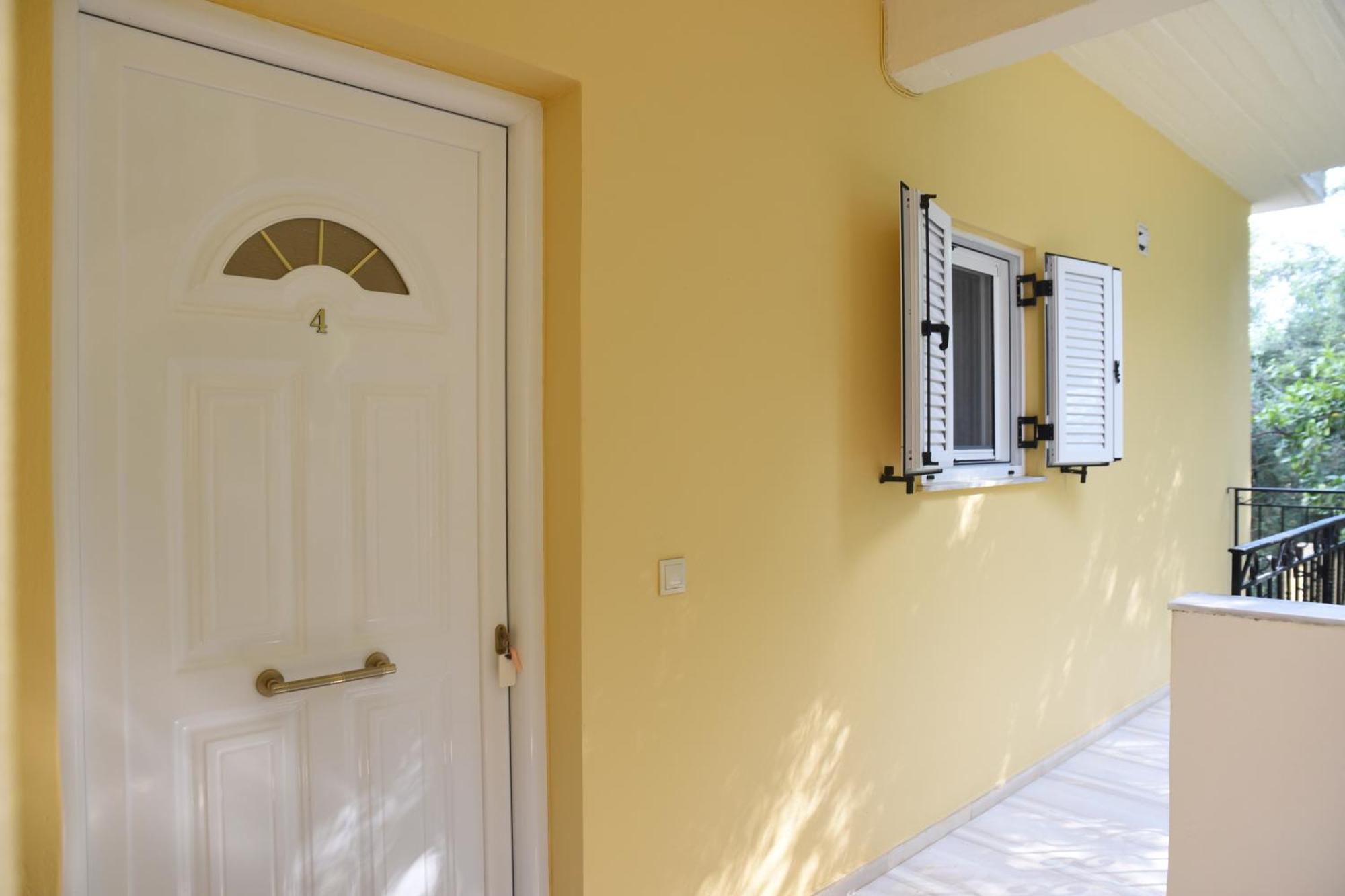 Butterfly Barbati Apartments Ngoại thất bức ảnh
