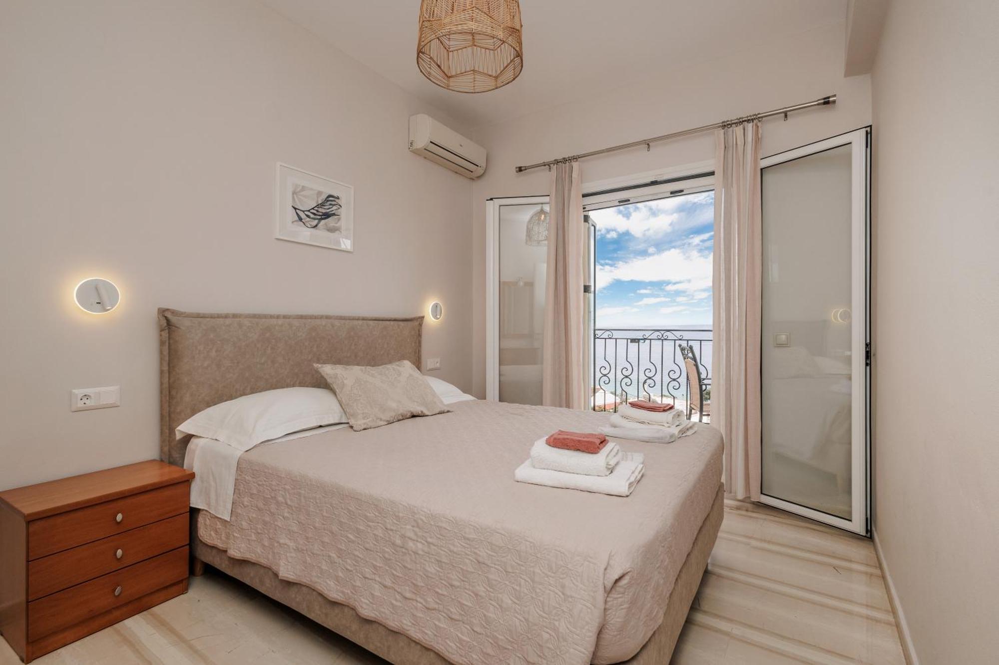 Butterfly Barbati Apartments Ngoại thất bức ảnh
